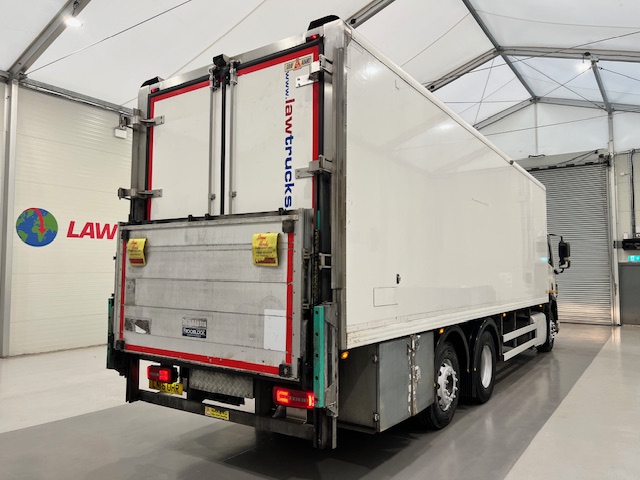 DAF CF 290 6×2 Rear Steer Fridge Box