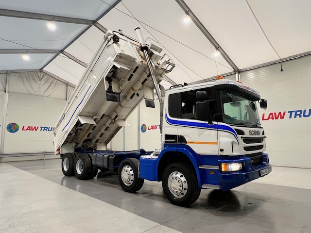 Scania P410 8×4 Rest Cab Tipper Manual