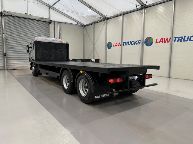 Scania P94 260 10 Tyre Sleeper Cab Flatbed