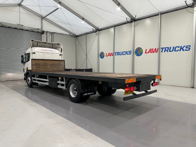 Scania P94 230 4×2 Sleeper Cab Flatbed