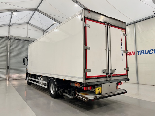 Mercedes Antos 1827 Day Cab Fridge Box