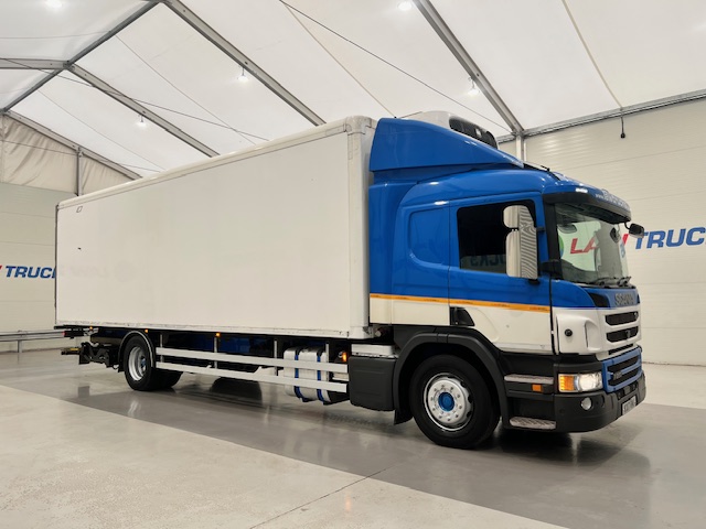 Scania P250 4×2 Sleeper Cab Fridge Box