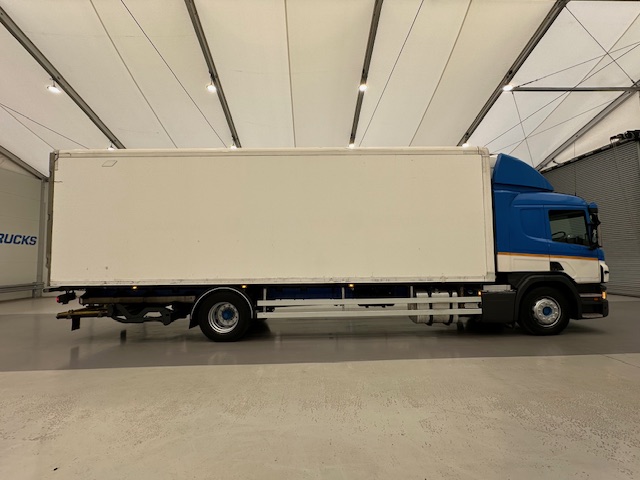 Scania P250 4×2 Sleeper Cab Fridge Box
