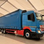 Mercedes Actros 2530 Rear Lift Sleeper Cab Curtainsider - thumbnail