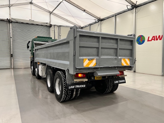 Hino 3241 700 8×4 Sleeper Cab Steel Tipper