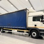 MAN TGM 18.250 4×2 Sleeper Cab Curtainsider - thumbnail