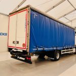Mercedes Actros 1830 Sleeper Cab Curtainsider - thumbnail