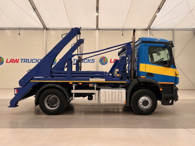 Mercedes Arocs 1824 Day Cab Skip Loader
