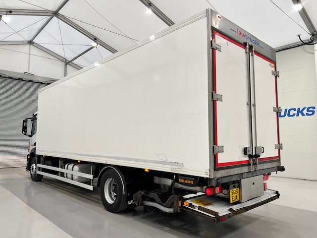 Mercedes Antos 1827 Day Cab Fridge Box