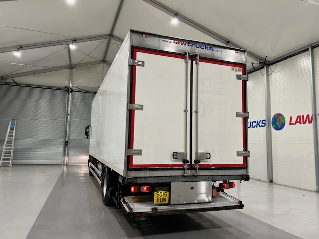 Mercedes Antos 1827 Day Cab Fridge Box