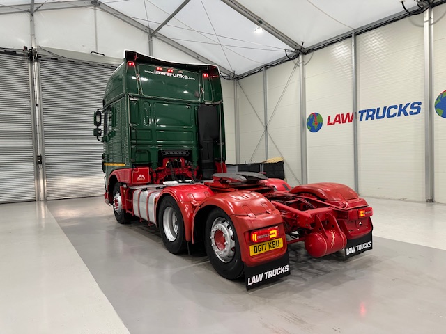 DAF XF 460 6×2 Rear Lift Tractor Unit Manual