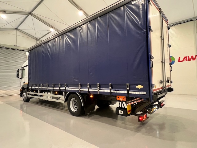 Mercedes Actros 1824 Sleeper Cab Curtainsider