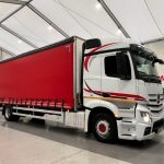 Mercedes Actros 1824 4×2 Sleeper Cab Curtainsider - thumbnail