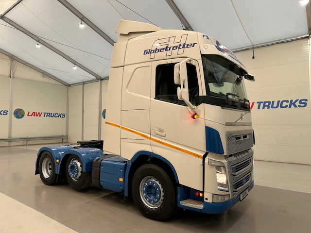 Volvo FH 500 6×2 Midlift Tractor Unit