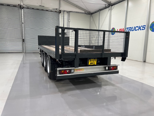 Montracon Tri Axle Flatbed Drawbar Trailer