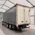 DAF CF75 310 Rear Lift Sleeper Cab Curtainsider - thumbnail