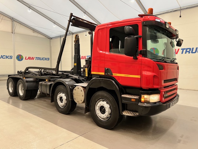 Scania P380 8×4 Day Cab Hookloader Manual
