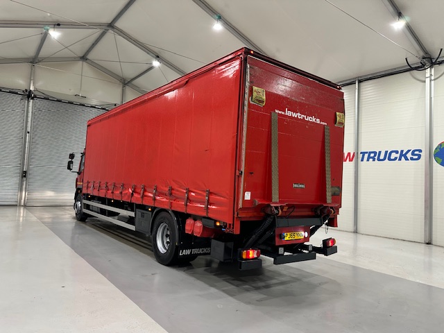 DAF LF 250 Sleeper Cab Curtainsider