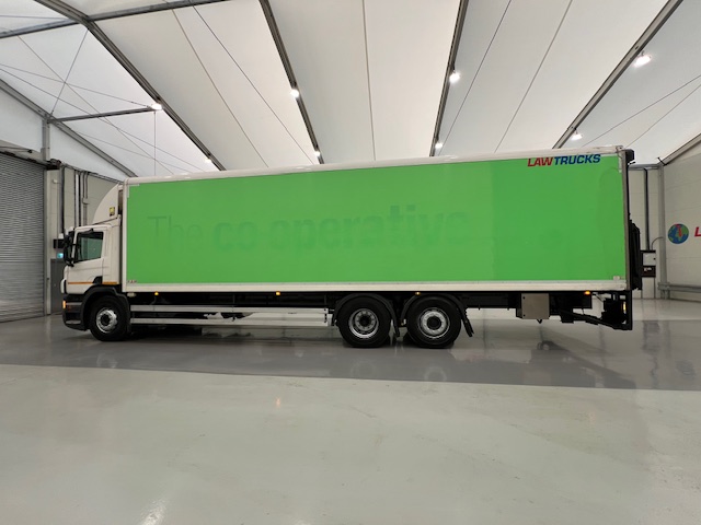 Scania P280 6×2 Rear Lift Day Cab Fridge Box