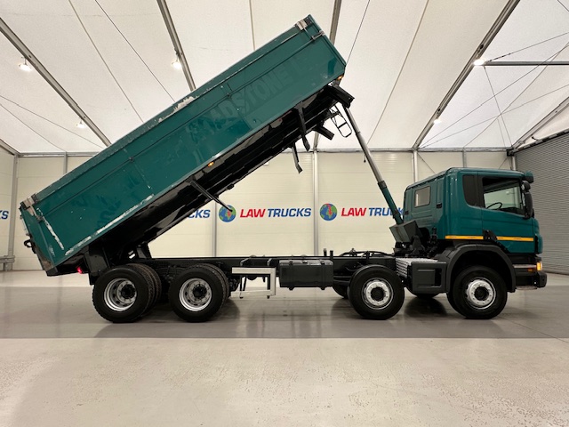 Scania P360 8×4 Rest Cab Tipper Manual