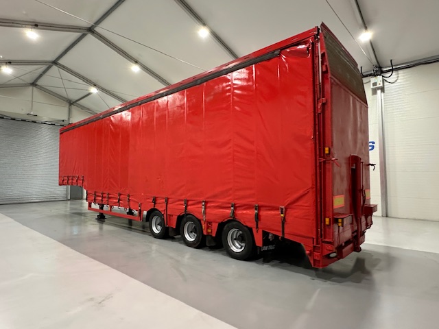 Nooteboom Tri Axle Stepframe Enclosed Lowloader
