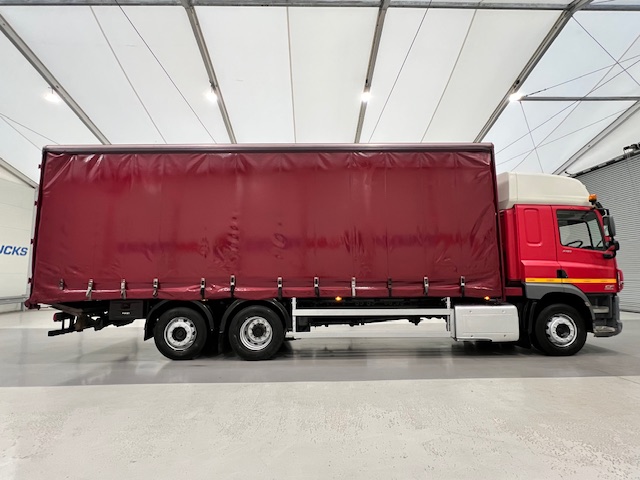 DAF CF 290 6×2 Rear Lift Sleeper Cab Curtainsider