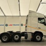 Volvo FH 460 Euro 5 6×2 Tractor Unit Safari Edition - thumbnail