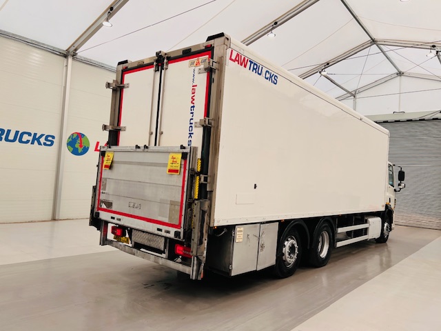 DAF CF 290 6×2 Rear Steer Fridge Box