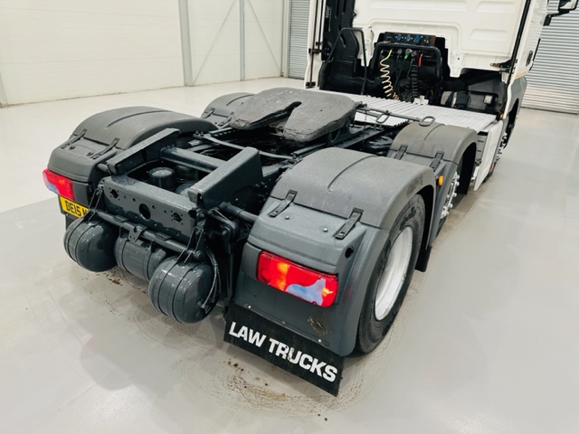 MAN TGX 26.440 6×2 Midlift Tractor Unit