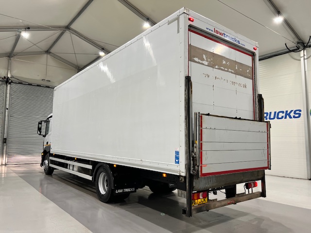 Mercedes Actros 1824 4×2 Sleeper Cab Box Van