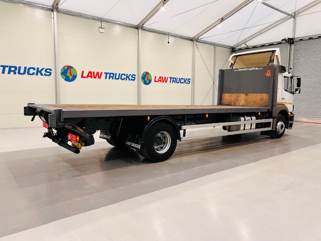 Mercedes Axor 1824 Sleeper Cab Flatbed