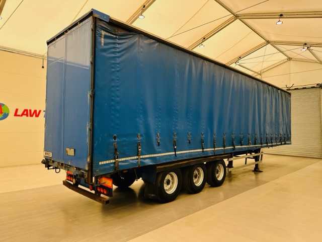 SDC Tri Axle Curtainsider Trailer