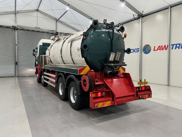 Scania R420 8×4 Highline Vacuum Tanker