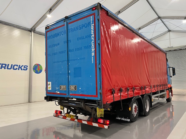Mercedes Actros 2530 6×2 Sleeper Cab Curtainsider