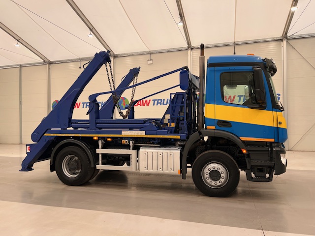Mercedes Arocs 1824 Day Cab Skip Loader