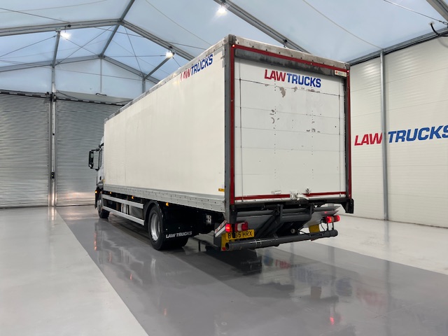Mercedes Actros 1824 4×2 Sleeper Cab Box Van