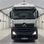 Mercedes Actros 2545 6×2 Midlift Tractor Unit - thumbnail