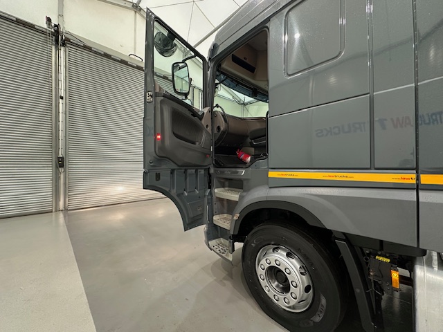 DAF XF 480 6×2 Midlift Tractor Unit