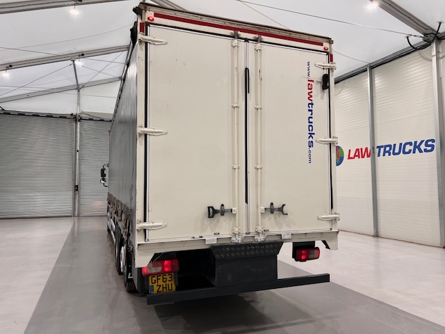 DAF CF75 310 Rear Lift Sleeper Cab Curtainsider