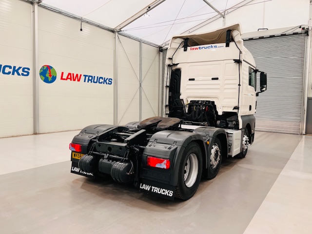 MAN TGX 26.460 6×2 Tractor Unit