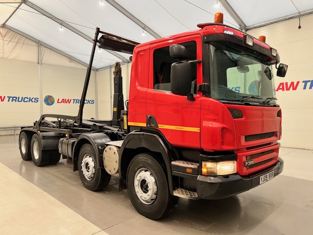 Scania P380 8×4 Day Cab Hookloader Manual