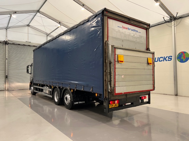 Mercedes Actros 2530 6×2 Day Cab Curtainsider