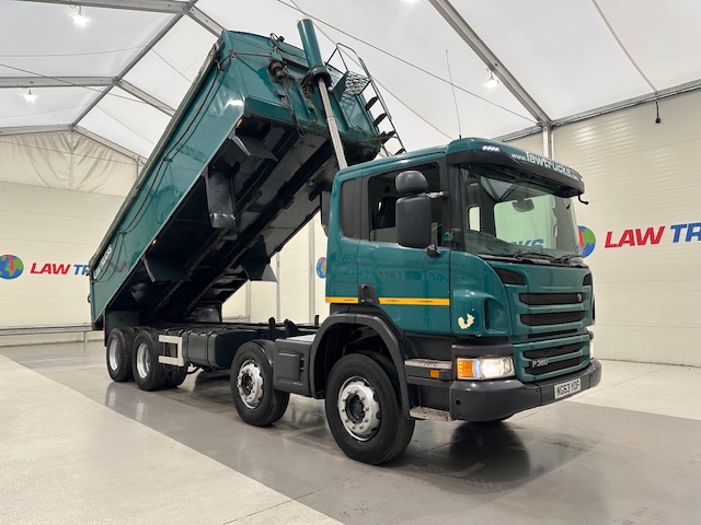Scania P360 8×4 Rest Cab Tipper Manual
