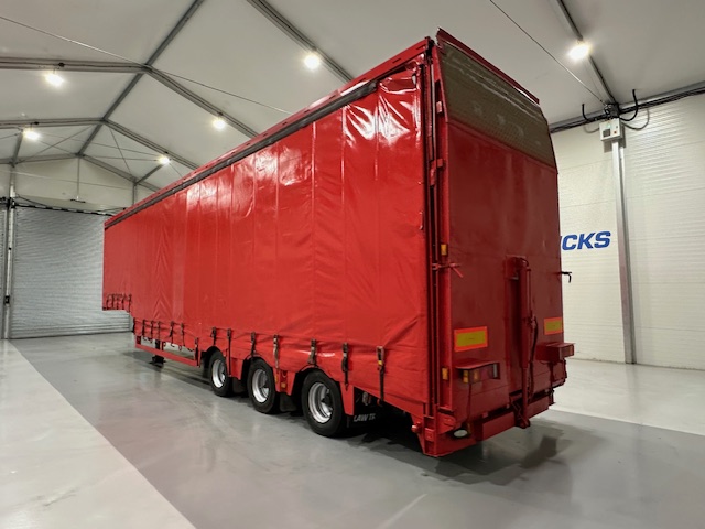 Nooteboom Tri Axle Stepframe Enclosed Lowloader