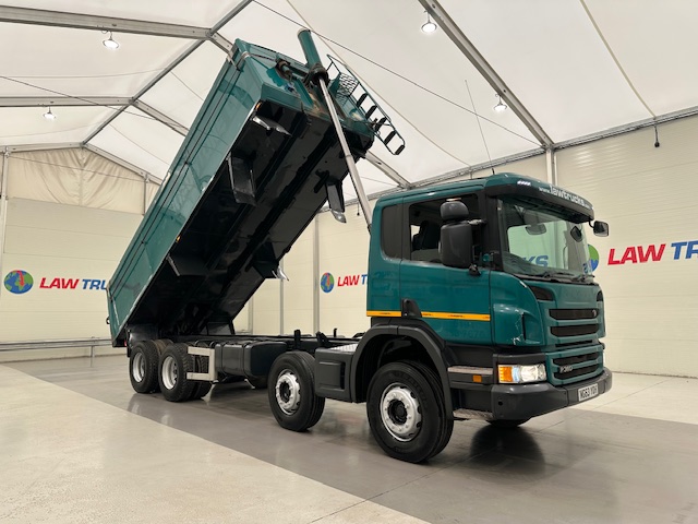 Scania P360 8×4 Rest Cab Tipper Manual