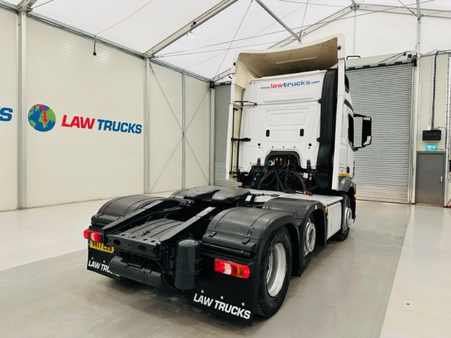 Mercedes Actros 2543 6×2 Midlift Tractor Unit