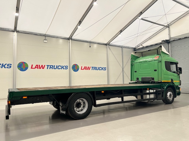 Scania P94 220 4×2 Sleeper Cab Flatbed