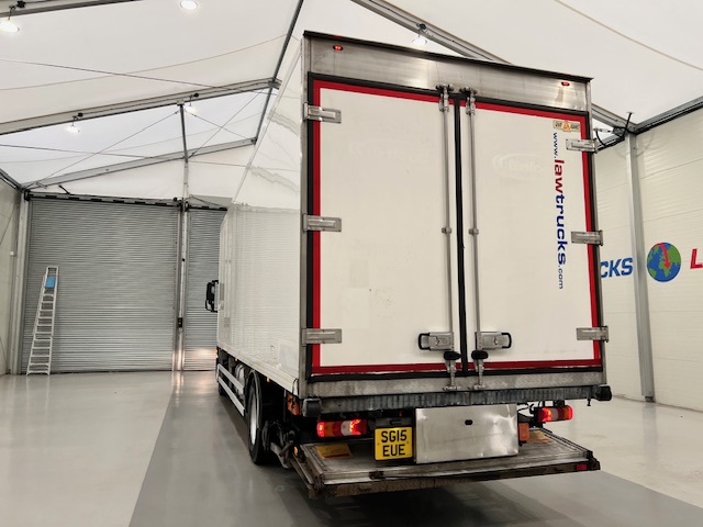 Mercedes Antos 1827 Day Cab Fridge Box