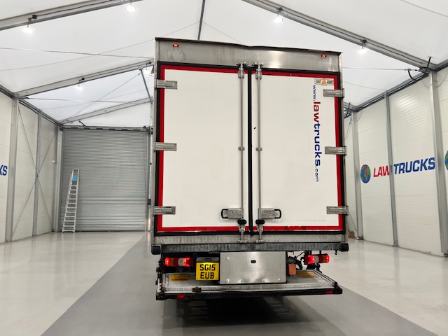 Mercedes Antos 1827 Day Cab Fridge Box