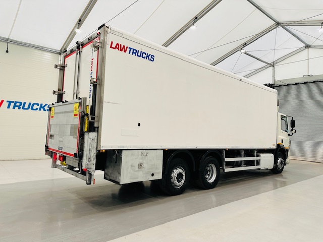 DAF CF 290 6×2 Rear Steer Fridge Box